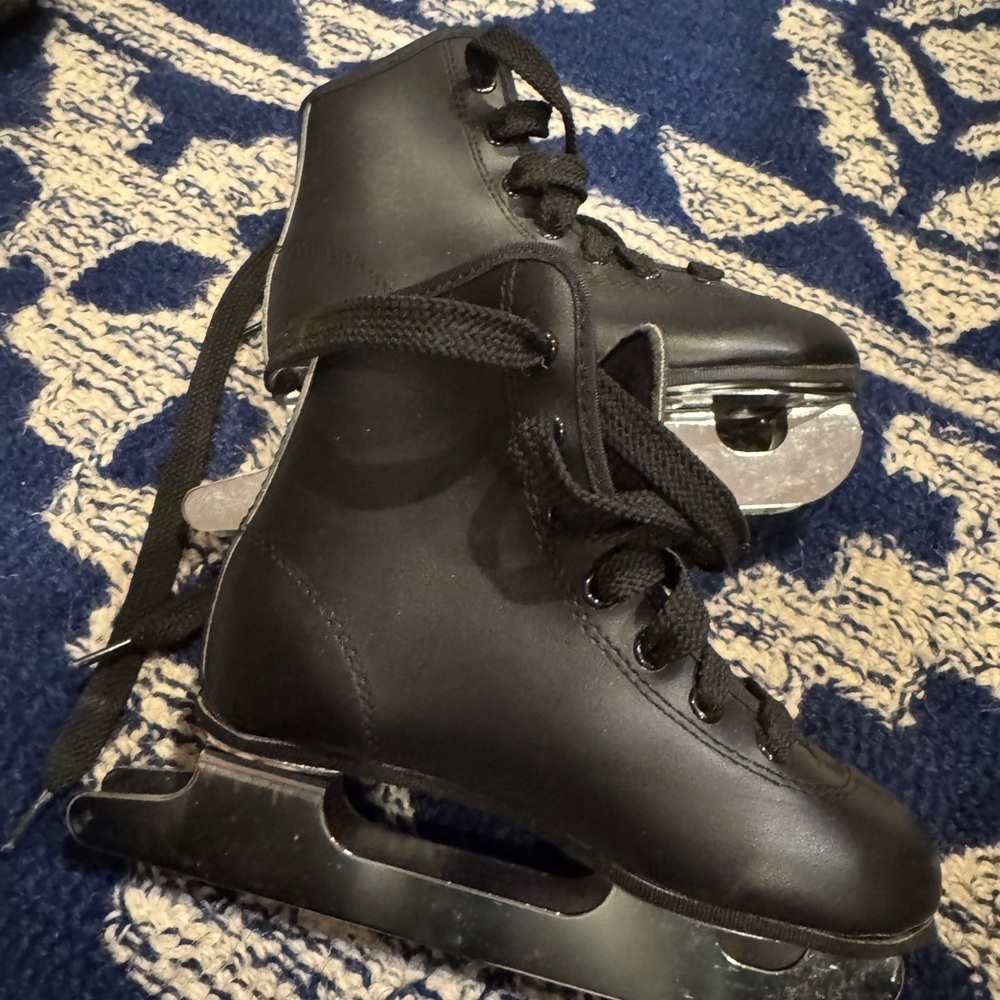 Children's Black Ice Skates